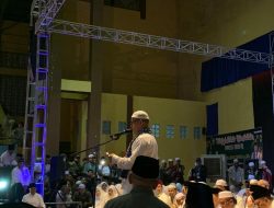 H. Teddy Rayu Ustadz Abdul Somad Dalam Tabligh Akbar Ramadhan 1444H