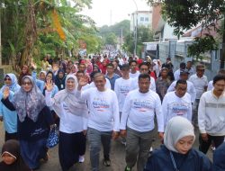Jalan Sehat Musda ke 13 Muhammadiyah dan Aisyiyah, Amran Mahmud Harap Jadi Momen Eratkan Ukhuwah