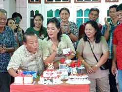 Meriah Kades Anik Rayakan Ulang Tahun pernikahan Ke-25