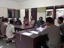 Polsek Menyuke Gelar Jumat Curhat Dengan Calon Peserta Nikah Massal