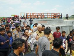 Meninjau Pembangunan Embung di Desa Glebeg, Ganjar: Akan Kami Tambah Terus