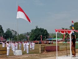 Detik-Detik Proklamasi Dan Pengibaran Bendera Merah Putih Di Menyuke Berjalan Sukses