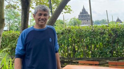 Demokrasi Religius: Dialektika Religiusitas Demokrasi di Indonesia dan Amerika