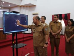 Pj. Bupati Landak Menghadiri Peluncuran Siskeudes Sistim Keuangan Desa