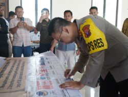 Kapolres Nias Selatan Bersama Stakeholder Hadiri Rapat Koordinasi Bawaslu Nias Selatan.