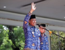 Jadi Inspektur Upacara HUT KORPRI dan PGRI, Bupati Wajo Apresiasi ASN, Guru dan Tenaga Pendidik