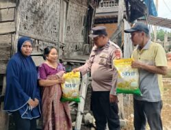 Gerak Cepat Kapolsek Belawa Berikan Bantuan Pasutri Tinggal di Rumah Tidak Layak Huni