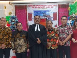 Gubernur Sulawesi Tengah H. Rusdy Mastura , diwakili Karo Hukum Adiman , SH, M.Si. Menghadiri Perayaan Natal Raja Lumbantobing Tahun 2023