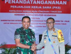 Di Labuan Bajo, Kapolda NTT Dan Pangdam IX Udayana Teken MoU Perkuat Kerja Sama TNI – Polri