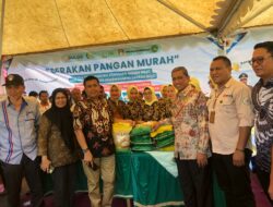 Kajari Wajo dan Bulog Gelar Gerakan Pangan Murah, Amran Mahmud : Upaya Tangani Inflasi