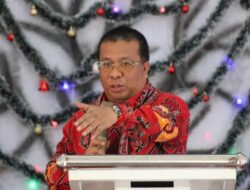 Ketua DPRD Landak Hadiri Perayaan Natal Di Gereja PPIK Kayuara Jelimpo