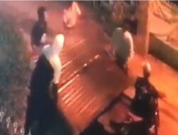 Aksinya terekam CCTV, pencuri di Medan kembalikan pagar rumah bidan