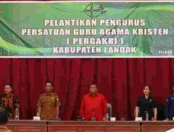 Heri Saman Menghadiri Pelantikan Pengurus Persatuan Guru Agama Kristen Landak