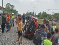 KA barang kontra Agya di Tebing Tinggi, korban luka-luka