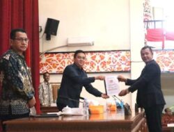 Rapat Paripurna Tujuh Fraksi DPRD Landak Sampaikan Pandangan Umum