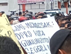 Demo di Kejari dan DPRD Gunungsitoli desak usut dugaan korupsi defisit anggaran Rp 84 M dan dana BOK Rp 9 M