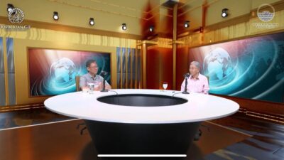 Dialog Santai Kwik Kian Gie dan Anthony Budiawan