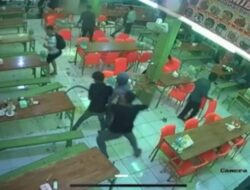 Geng motor bersajam serang warkop mie aceh Delitua, pengunjung berhamburan selamatkan diri