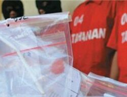 Dua kurir 10 kg sabu dan 18.000 butir ekstasi asal Aceh dituntut mati