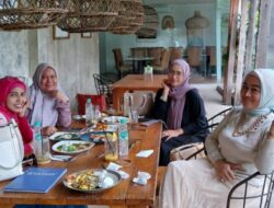 Diskusi Akhir Tahun, Risdiana Wiryatni: Perlu Langkah Strategis Untuk Mengangkat Pelaku UMKM Agar Berdaya Saing