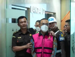 Negara Rugi Rp 193,7 Triliun Akibat Ulah Dirut Pertamina Patra Niaga Riva Siahaan Cs, Oplos Pertamax