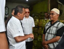 Jalankan Instruksi Presiden, Bahlil Naikkan 375 Ribu Pengecer Jadi Sub Pangkalan LPG 3 Kg