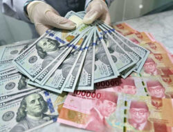 Rupiah Kembali Tertekan, Terjerembab ke Posisi Rp16.558/USD