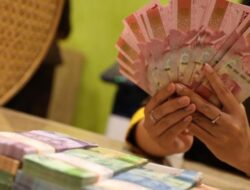 Ahli keuangan: Jangan timbun uang di rekening