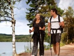 Manfaat jalan kaki 30 menit tiap hari, jantung sehat mental kuat