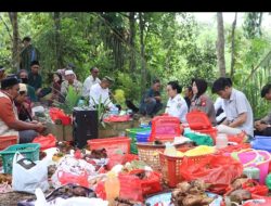 Bupati Karolin Menghadiri Acara Robo-Robo
