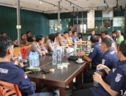 Jumat Curhat Kapolres Landak Ajak Warga Perangi Narkoba dan Knalpot Brong