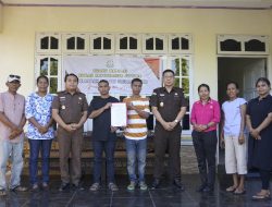 Ditetapkan Jadi Tersangka Melanggar UU Perlindungan Anak, Kejari Flotim Gelar Restorative Justice