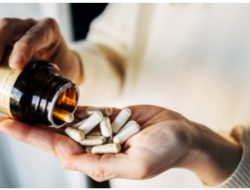 Ini 5 tanda seseorang terlalu banyak konsumsi suplemen