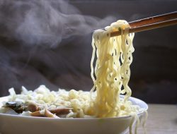 Hati-hati, konsumsi mi instan tiap hari bahaya buat tubuh, ini alasannya