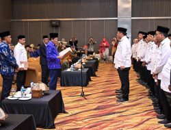 Gubernur H. Anwar Hafid Hadiri Pelantikan IPIM Sulteng.