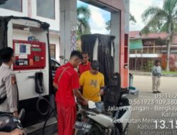 Patroli di SPBU, Personel Polsek Mempawah Hulu Titipkan Pesan Kamtibmas
