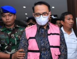 Mantan Dirut PTPN II Irwan Peranginangin ditahan terkait kasus dugaan korupsi penjualan aset PTPN I ke Ciputra Land