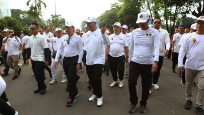 Ribuan Warga Padati Kick Off HPN 2026 di Serang Banten, Kapolri Turun ke Jalan Ikut Jalan Santai