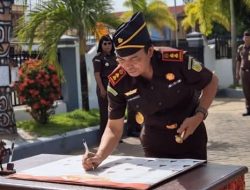 Kejari Merauke Canangkan Zona Integritas, Paris Manalu Tegaskan Komitmen Wujudkan Birokrasi Bersih