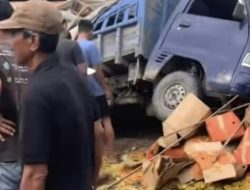 Truk pengangkut jeruk tabrak sejumlah pengendara di Labuhanbatu, 1 tewas