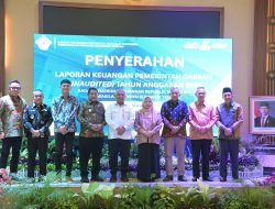 Wagub Sulteng dr. Reny A. Lamadjido Hadiri Penyerahan LKPD Unaudited 2025.