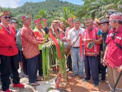 Masyarakat Adat Sengah Temila Tolak Pertambangan dan Penertiban Kawasan Hutan
