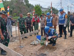 Dandim 1210/Landak Lakukan Ground Breaking Pembangunan Jembatan Garuda Sungai Menyuke di Dusun Pemantas