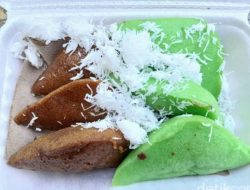 Mencicipi apem, kue khas Bugis Sulawesi Selatan, di Kota Medan