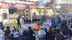 Mahasiswa dan Korban Investasi Bodong Gelar Aksi di Polres Sidrap