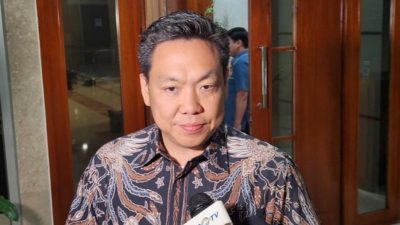 Komisi IX DPR soroti SPPG tutup sementara tapi dapar insentif, Charles: Pernyataan Dadan cacat logika