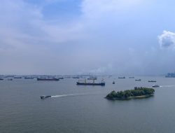 Diplomasi Selat Malaka: Memaksa Para Pihak Berkonflik Buka Selat Hormuz