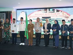 Lepas Keberangkatan Calon Jamaah Haji, Walikota Berharap di Do’akan Agar Singkawang Senantiasa Damai, Rukun dan Sejahtera