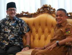 Wali Kota Palu H.Hadianto Rasyid Menerima Ketua MUI Kota Palu Prof. Zainal Abidin.