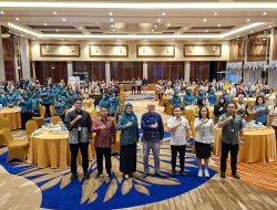 Ketua Tim Penggerak PKK Kota Palu, Hj. Diah Puspita Hadiri Kegiatan Sosialisasi Perlindungan Konsumen dan Keuangan Digital.